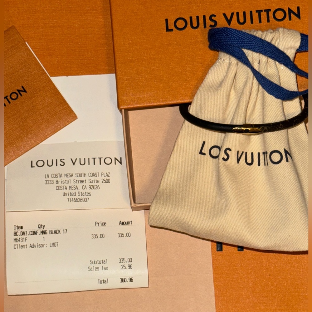 Louis Vuitton Daily Confidential Bracelet size 17